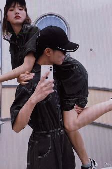 不良少年和白手杖女孩
